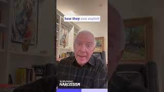 Narcissistic Patterns That Scream “Run!” 