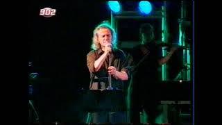 Ο Πάνος Κατσιμίχας με την «Ανοιχτή Θάλασσα» στο Θέατρο Βράχων (1/7/2002)