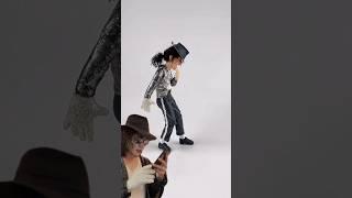 Michael's doll is a representation of Billie Jean‍️‍️#michaeljackton #moonwalk #michaeljackson