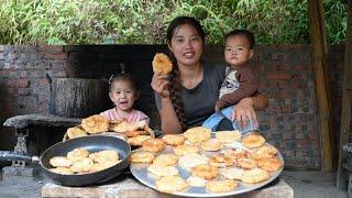 Harvest corn and bring it to the market to sell - make corn cakes to eat with your children