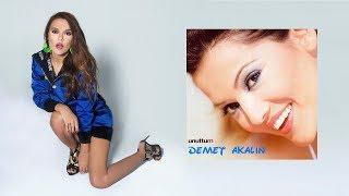 Demet Akalın - Gazete