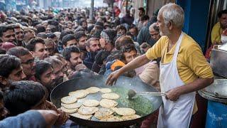 Cheapest Punjab Street Food Nashta at Roadside | Imran Saag Paratha | Indian Style Aalo Saag Paratha