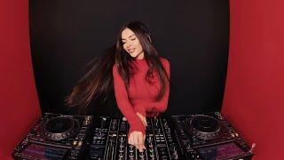 Xenia Dia (Diamond)- Live @ Barcelona / Melodic Techno & Progressive House DJ Mix