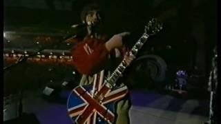 Oasis - Morning Glory (Live @ Maine Road 1996, 1st Night) - HD