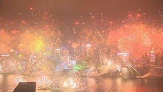 Hong Kong's spectacular New Year 2018 fireworks