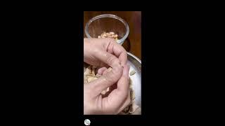 ASMRHOW TO PEEL SALTED AND ROASTED PEANUTS YUMMY PEANUTS LET'S PEELSATISFYING