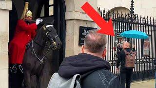 Kings Guard Furious at Man Deliberately Upsetting His Horse!