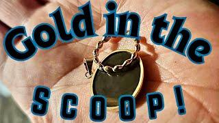 Beach Metal Detecting | Gold In The Scoop !