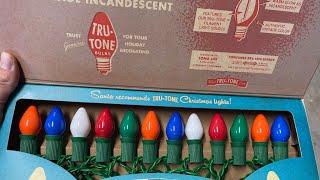 Tru-Tone Christmas lights unboxing: New Classic light set, deluxe string and sweatshirt