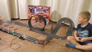 Играем в Автотрек Тачки Carrera GO DISNEY PIXAR, NEON SHIFT'N DRIFT, Машинки Молния vs Франческо