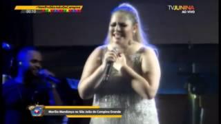 Marília Mendonça canta Música Gospel e se emociona
