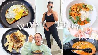 WHAT I EAT IN A DAY -  Red Curry Recipe, Trying Fresh Pasta & Amazing Breakfast!