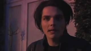 10 minutes of gerard way smoking