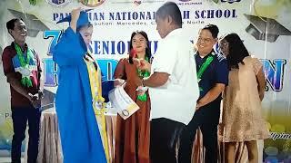 Grabe CARLA with honor pa and special award?! happy graduation