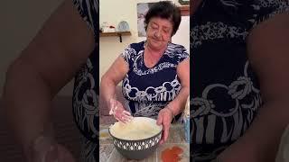 Le pizzelle di pasta cresciuta con i pomodorini di Zia Teresa