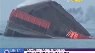 Detik - detik Kapal Tongkang Terguling di Cilacap, Jawa Tengah