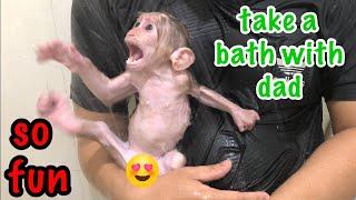 Monkey BiTa bathing with dad is so much fun