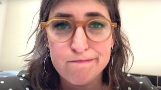 La Trágica Historia Real De Mayim Bialik