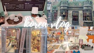 shopping in korea vlog  harry potter theme cafe, diy toys, stationary, coloring books at kyobo 