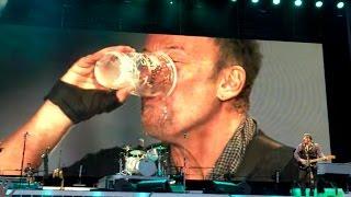 Darlington County & drinking beer, Bruce Springsteen Horsens/Denmark, 20-07-2016