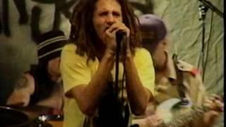 RAGE AGAINST THE MACHINE - Sleep now in the fire Live Los Angeles El Rey Theatre 1999