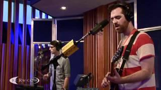 Milagres performing "Glowing Mouth" on KCRW