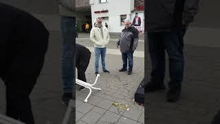 3.05.2019 AFD Infostand in Hamburg-Wilhelmsburg / Angriff der Antifa