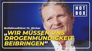 "Recht auf Rausch": Drogenforscher Dr. Rücker über Legalisierung, LSD & Drug-Checking | HOTBOX
