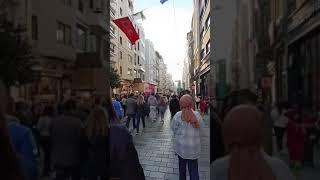 Taksim istiklal caddesinde patlama anı  - Amatör Kamera