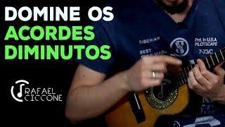 Domine os Acordes Diminutos no Cavaquinho com Rafael Ciccone