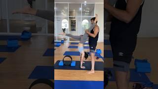 More being, less doing#handstandflow #handstandhold #armbalance #yogaindonesia #yogagirl #yoga