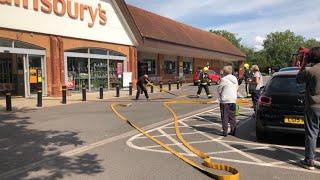 Bridgwater Sainsbury’s Evacuated. Fire Brigade Go In With Breathing Apparatus(Gas Leak) 4K