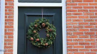 Use This Trick To Hang a Wreath Without Making Holes In Your Door