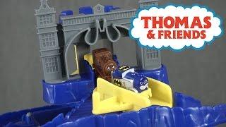 Fisher-Price Thomas & Friends DC Super Friends MINIS Batcave from Mattel