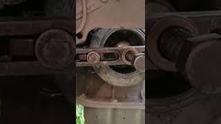 How to remove the crankshaft pulley