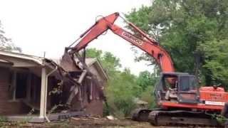 John Brittle Tears Down House in Green Hills