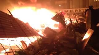 Оборона Майдану 2014  БТРи горять. Невдалий штурм барикад.