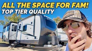 The top tier quality travel trailer RV for a family! 2025 Forest River Flagstaff 832BWS