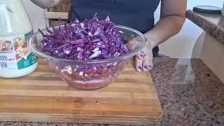 Салат из краснокочанной капусты с фасолью. Red cabbage salad with  beans