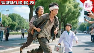 Poor Man Carries Sick Mother For Help—Everyone Mocks Him, Not Knowing He’s A Hidden Warlord