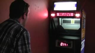 Top Shot 2012 Champion - Quick and Crash vintage classic arcade game