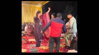 7 tottey dogri song || viral lady dance || Sandeep s chambyal & Sangeeta Aryan