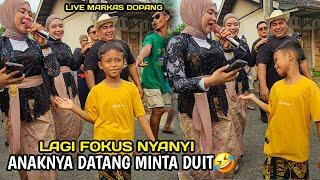 LAGI FOKUS ANAK MINTA DUIT!!! NIA DIRGHA JADI NGAKAK  IRAMA DOPANG LIVE MARKAS