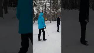 Настя с Данилом пересеклись на углу Римского корсакова и  Пархоменко