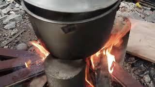 Cooking sinigang na Liempo, Gamit Ang pang gatong, ulam para sa Tropa/MCandsTV