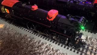 Lionel legacy Halloween F-19 4-6-2 Pacific steam locomotive review