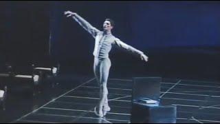 王子の踊り「白鳥の湖」シュピレフスキー、ルーマニア国立バレエ　Prince "Swan Lake" A.Shpilevskiy,Romanian National Ballet