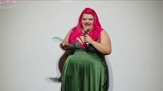 Chole Dungate Accepts the Excellence in Comedy Award | Buffer Festival Gala 2023