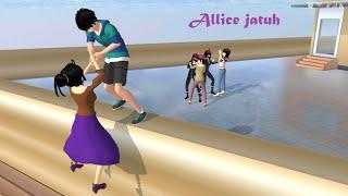 Alice Megan and friends Alice hampir jatuh untung  dtolongin Jhosua drama /sakura school simulator