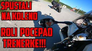 Roli i ja Vozimo Motore Na koleno !!!  *Roli pocepao trenerke*